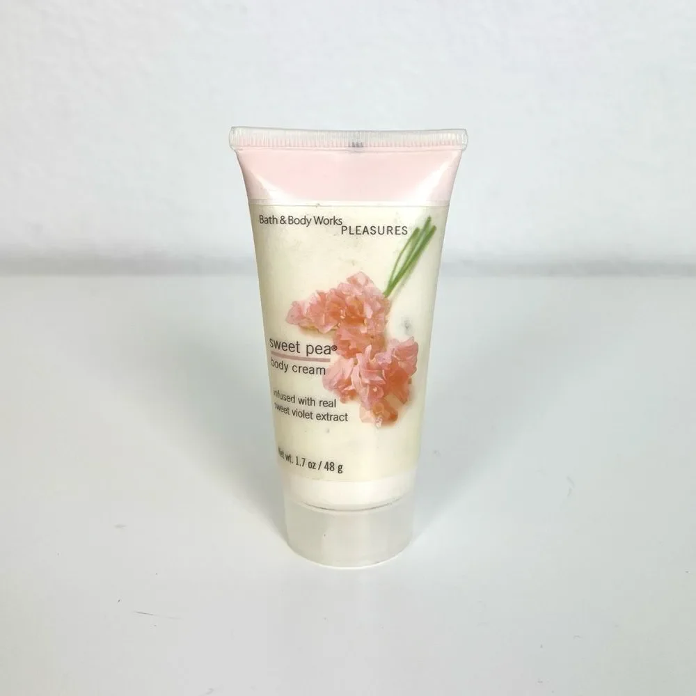Bath and Bodyworks Pleasures Sweet Pea Body Cream